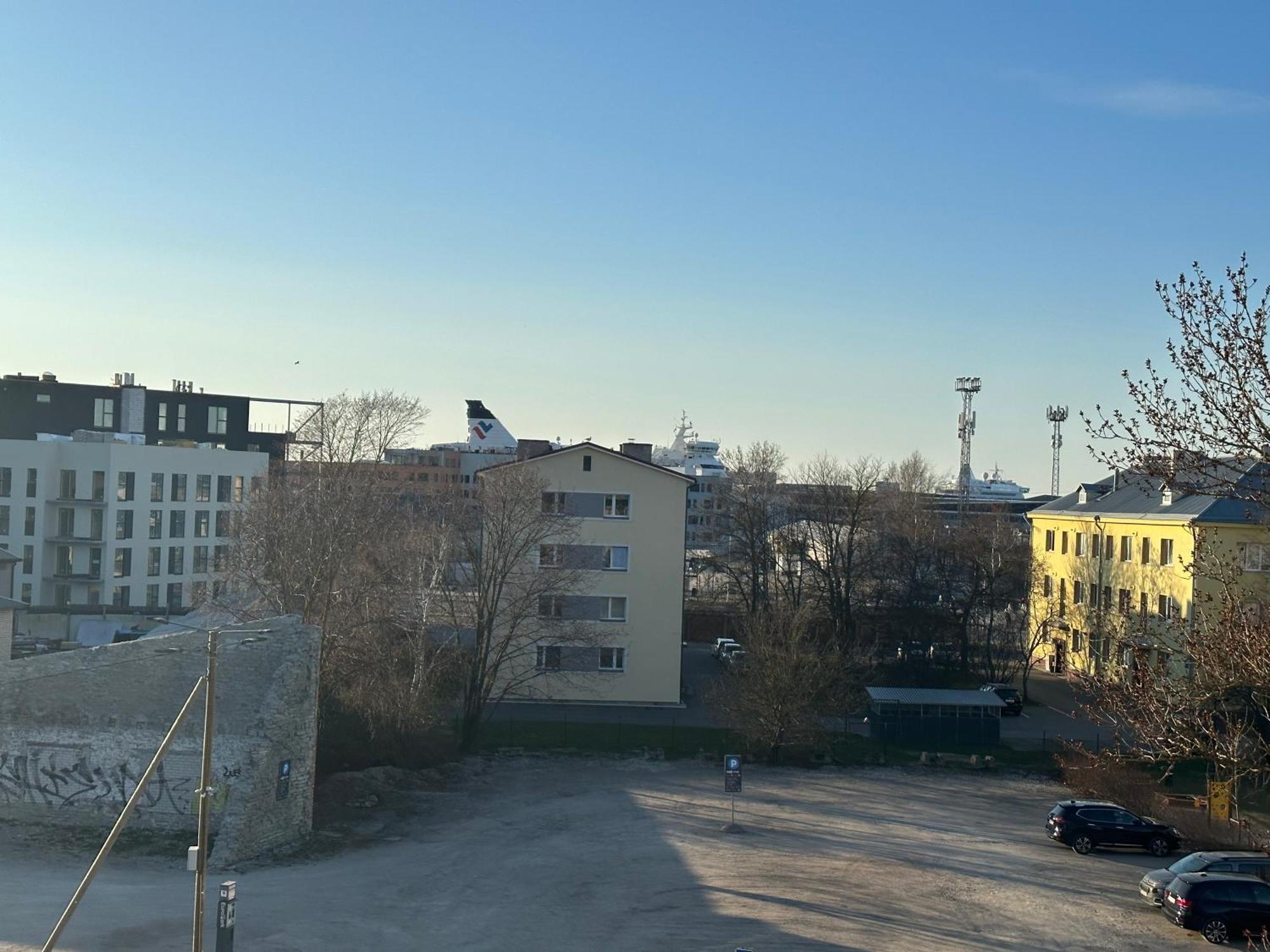 Room Near City Center Harbour Tallinn Eksteriør billede